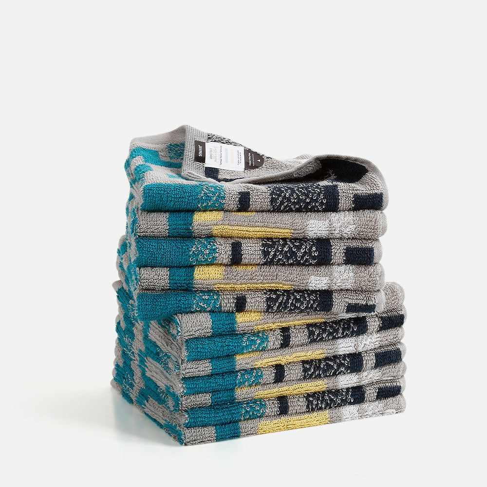 Add a splash of modern art to your kitchen or tea time with our Impression series 12-piece washcloth set. Each washcloth measures 35cm x 35cm, featuring abstract patterns in soothing greys and vibrant blues, ideal for both practical use and aesthetic charm.