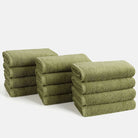 This set includes 12 hand towels, each 40cm x 70cm. The vibrant green shade is refreshing and perfect for a nature-inspired bathroom decor.